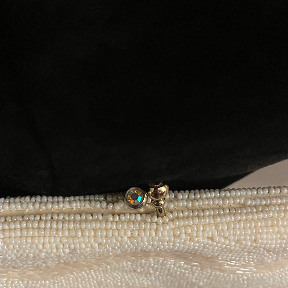 Chic Ivory Beaded Wristlet - Picture 3 of 8
